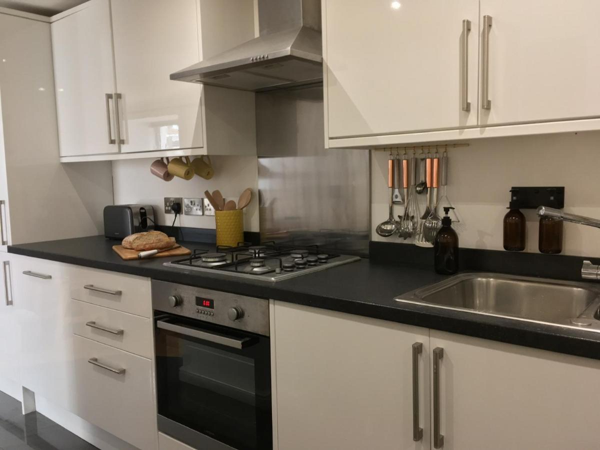 Holiday home Berachah - Garden With Hot Tub Sleeps 6 Torquay
