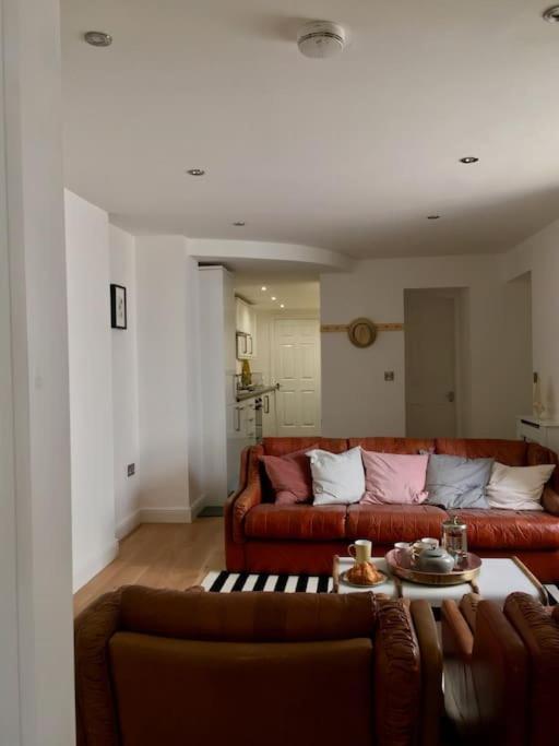 Holiday home Berachah - Garden With Hot Tub Sleeps 6 Torquay